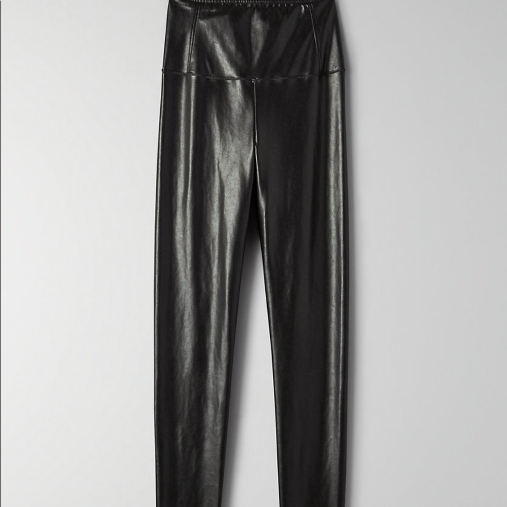Aritzia Black Leggings NWOT